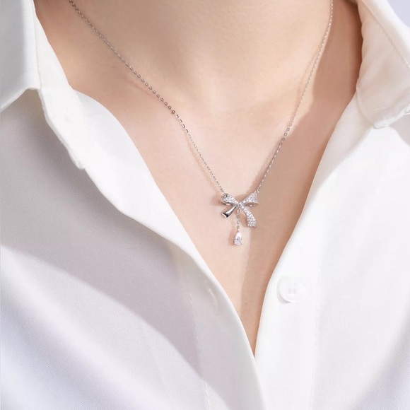 🎀Cute bow sterling silver necklace🎀 - Picture 2 of 4